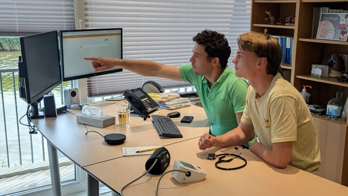 Ervaringen van een geneeskundestudent ter ondersteuning van de POH-S